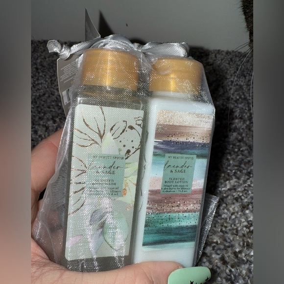 Green body care gift set NWT - Picture 2 of 4